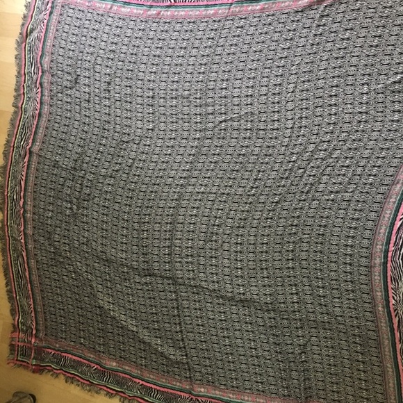 Multi-Colored Express Scarf - Picture 3 of 4